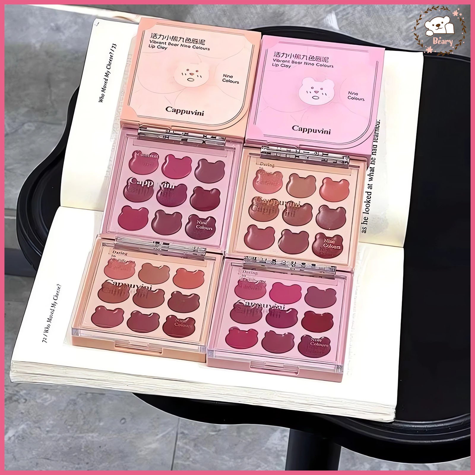 باليت روج الدباديب Clay Bears Lipstick الباليت مكون من 9 درجات مختلفه الروج clay ماط يعني قوامه بيكون مخملي تقيل شويه بس ناعم جدا وسهل الدمج شبه قوام الموس بلاشر